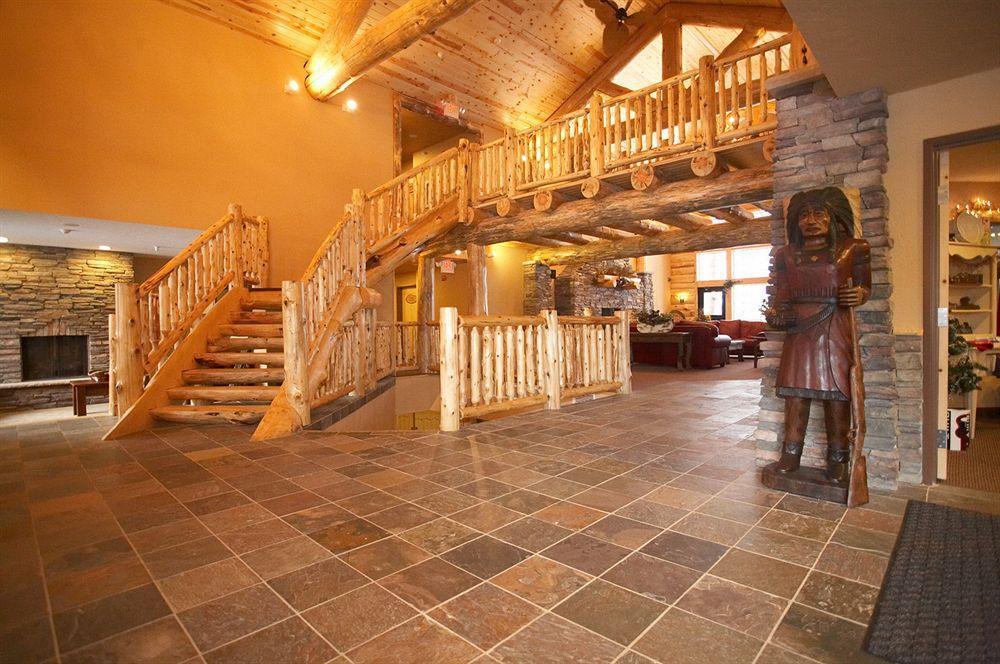 Whitefish Lodge And Suites Cross Lake Exterior photo